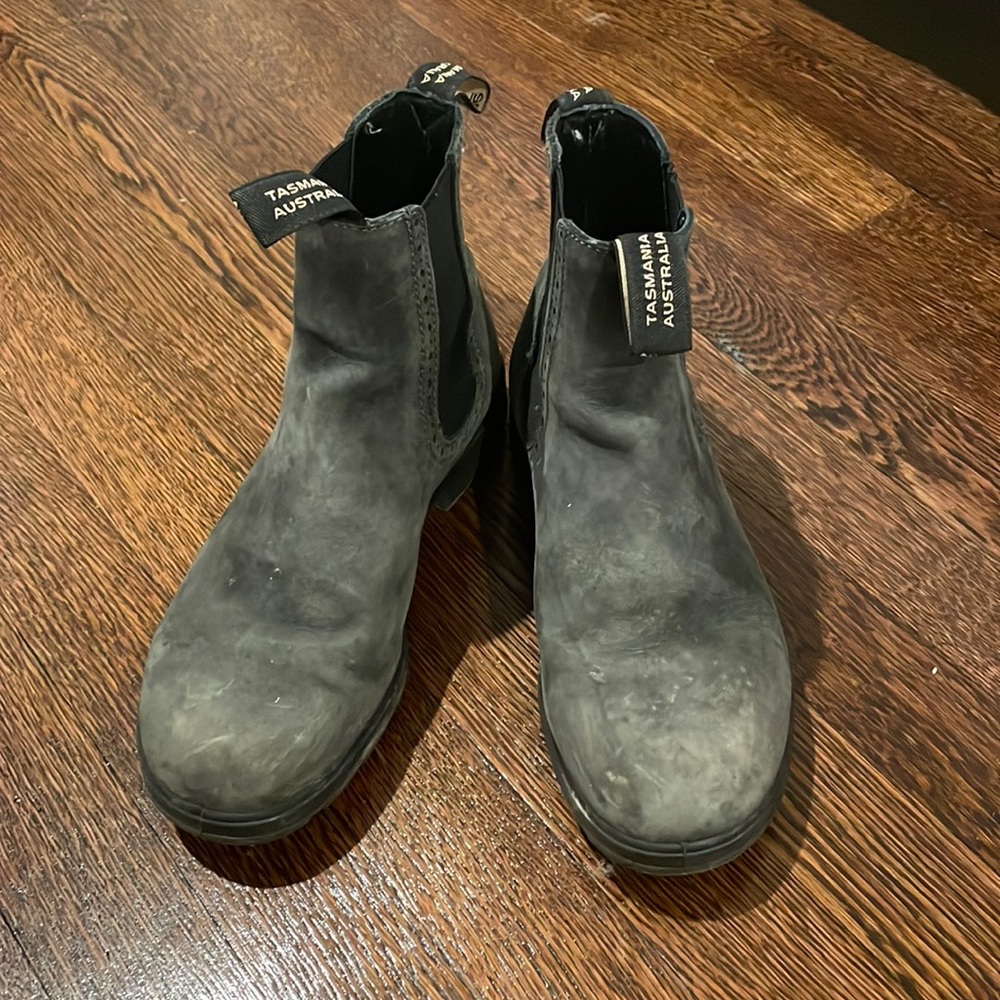 #1630 blundstone rustic black high top boots